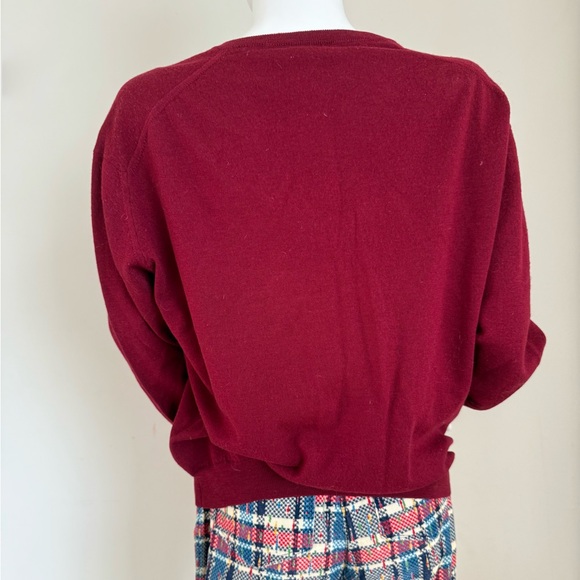 Pringle for Bullock’s Wilshire. V-neck sweater, wool. Size 42 - Picture 2 of 4